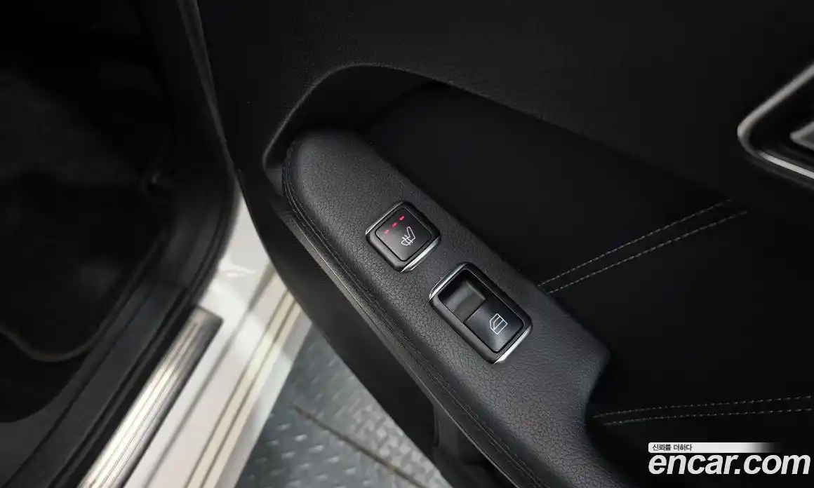 Mercedes-Benz E-Class 2013 3.5 Автомат в Москве № 1194797, фото 18