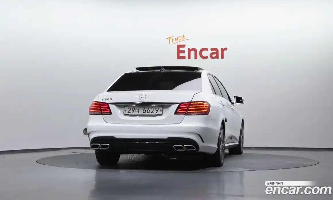 Mercedes-Benz E-Class 2013 3.5 Автомат в Москве № 1194797, фото 4