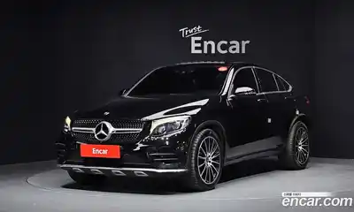 Mercedes-Benz GLC-Class GLC300 4MATIC AMG Line Coupe