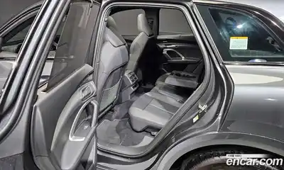 Audi Q5 2025 2.0 гидро в Москве № 1194866, миниатюра 11