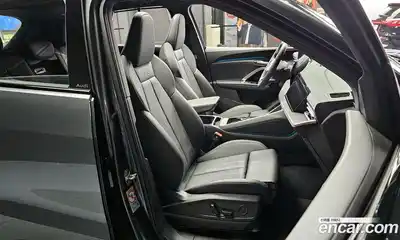 Audi Q5 2025 2.0 гидро в Москве № 1194866, миниатюра 12