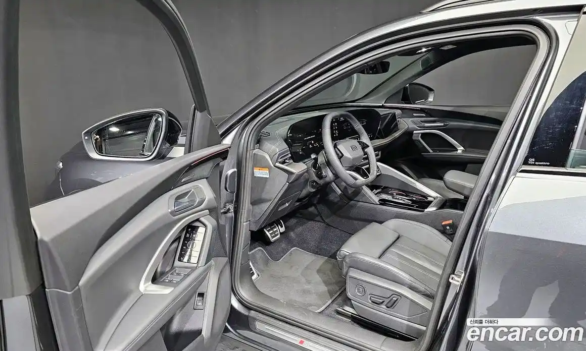 Audi Q5 2025 2.0 гидро в Москве № 1194866, фото 10