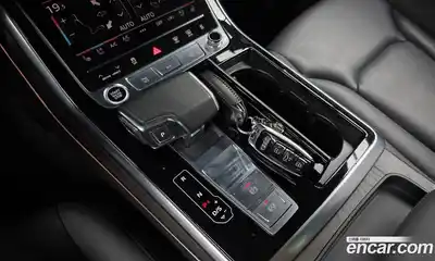 Audi Q7 2021 3.0 гидро в Москве № 1195018, миниатюра 9