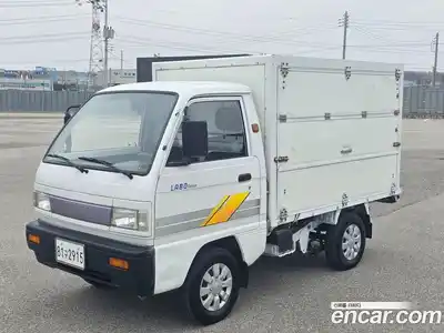 Chevrolet labo jackknifed Long cargo