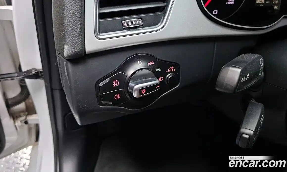 Audi A4 2015 2.0 гидро в Москве № 1195308, фото 17