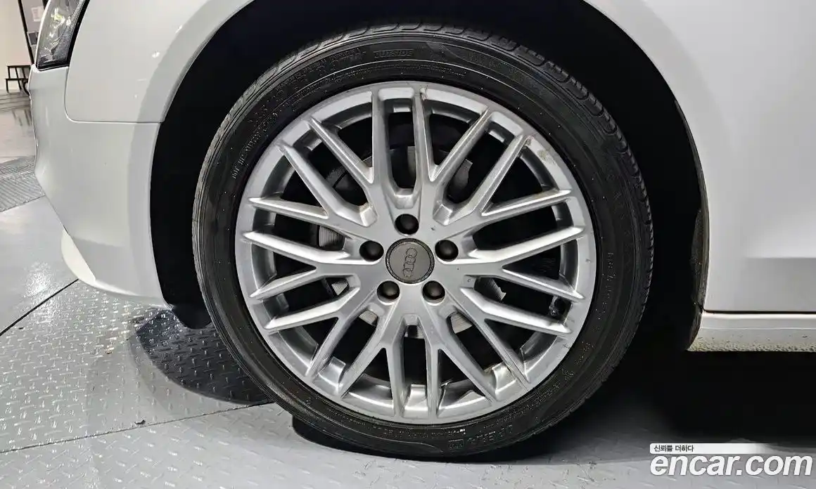 Audi A4 2015 2.0 гидро в Москве № 1195308, фото 5