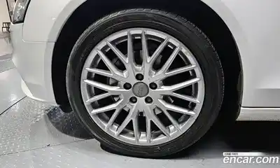 Audi A4 2015 2.0 гидро в Москве № 1195308, миниатюра 5
