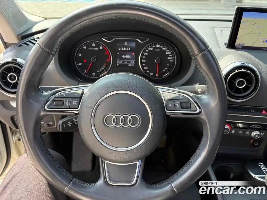 Audi A3 2015 2.0 гидро в Москве № 1195612, фото 15