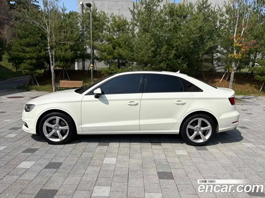 Audi A3 2015 2.0 гидро в Москве № 1195612, фото 3