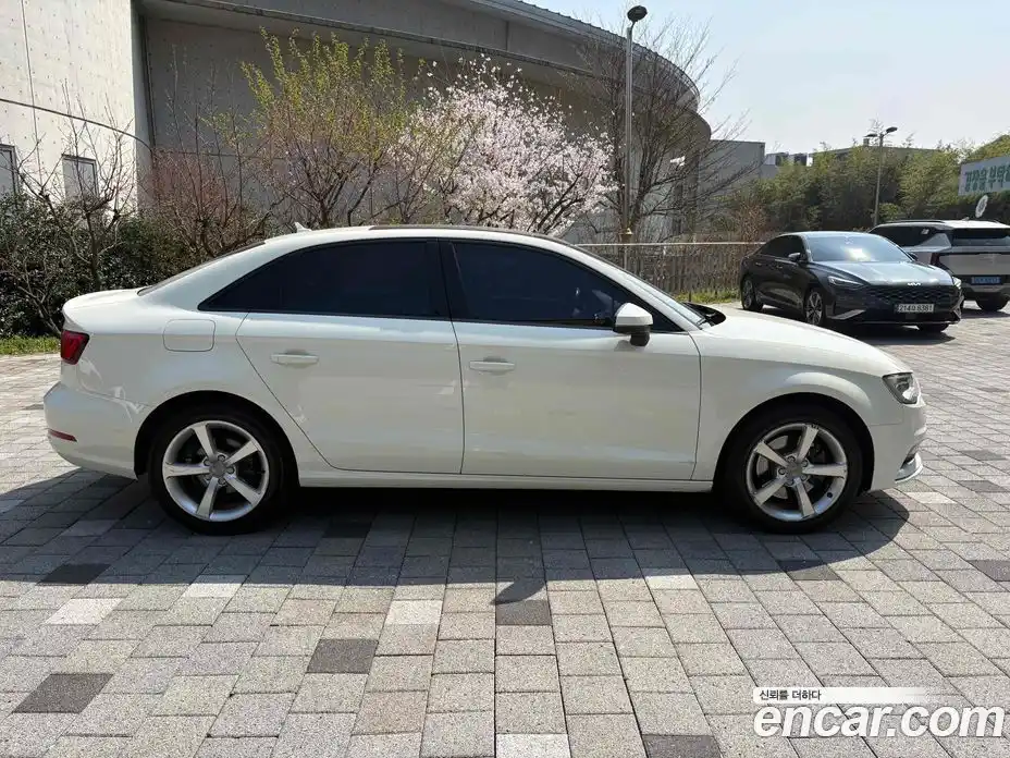 Audi A3 2015 2.0 гидро в Москве № 1195612, фото 7