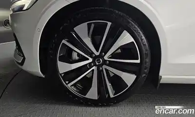 Volvo S60 2024 2.0 гидро в Москве № 1195734, миниатюра 5