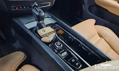 Volvo V60 2020 2.0 гидро в Москве № 1195800, миниатюра 9