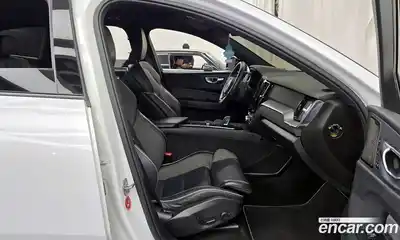 Volvo XC60 2020 2.0 гидро в Москве № 1195844, миниатюра 11