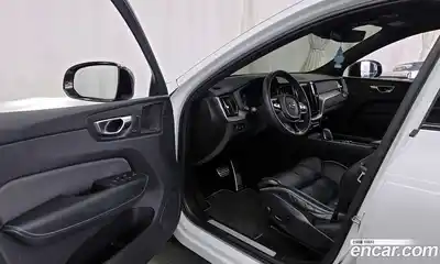 Volvo XC60 2020 2.0 гидро в Москве № 1195844, миниатюра 10