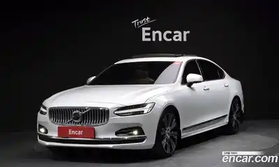 Volvo S90, 2022