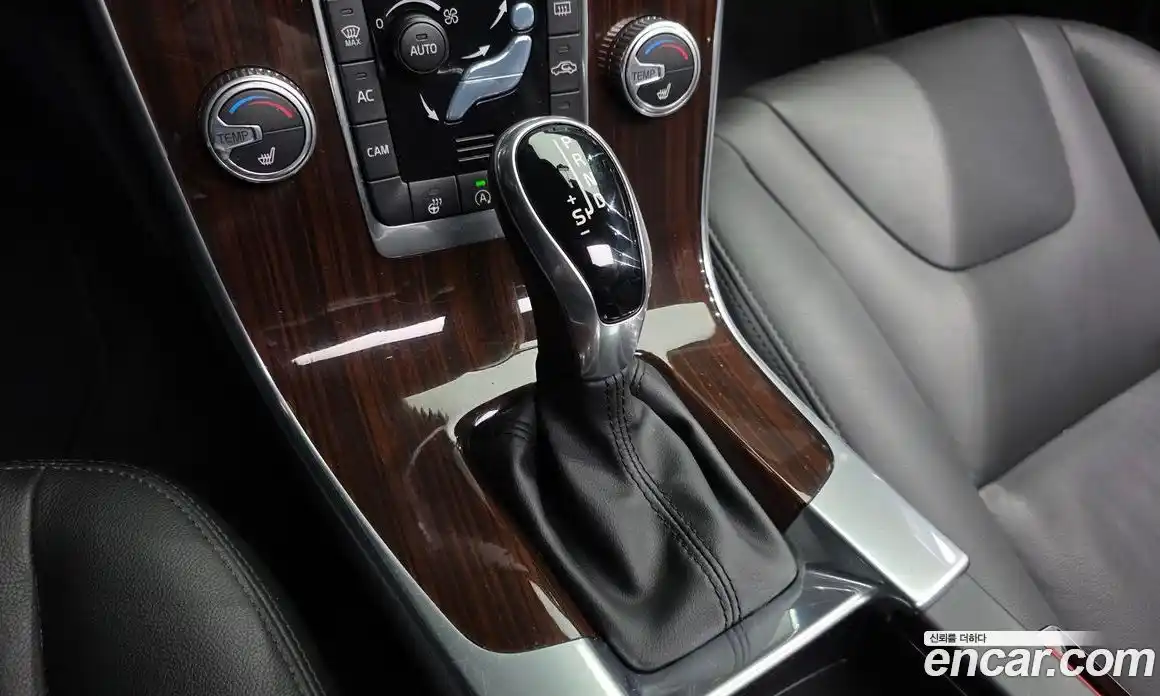 Volvo S60 2017 2.0 гидро в Москве № 1195878, фото 8