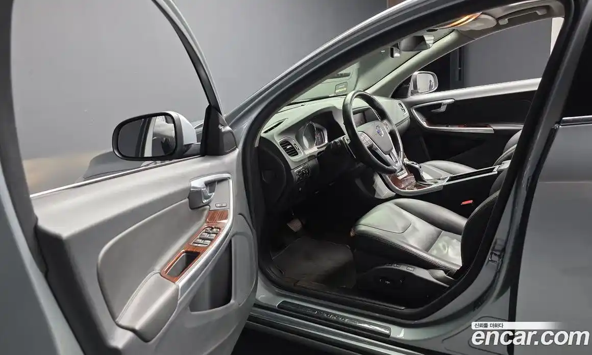 Volvo S60 2017 2.0 гидро в Москве № 1195878, фото 9