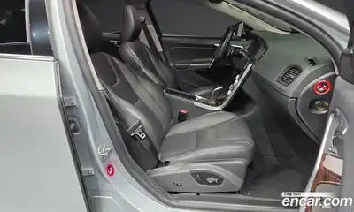 Volvo S60 2017 2.0 гидро в Москве № 1195878, миниатюра 10