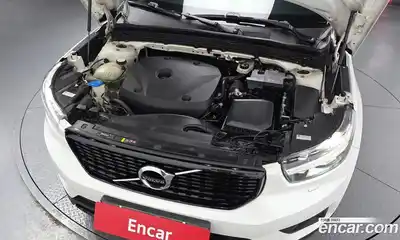 Volvo XC40 2019 2.0 гидро в Москве № 1195908, миниатюра 6