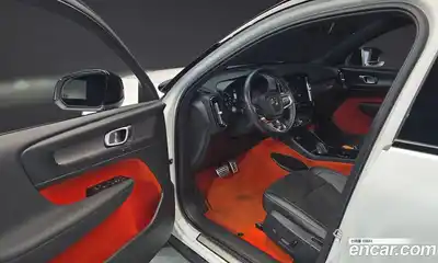 Volvo XC40 2021 2.0 гидро в Москве № 1195950, миниатюра 11