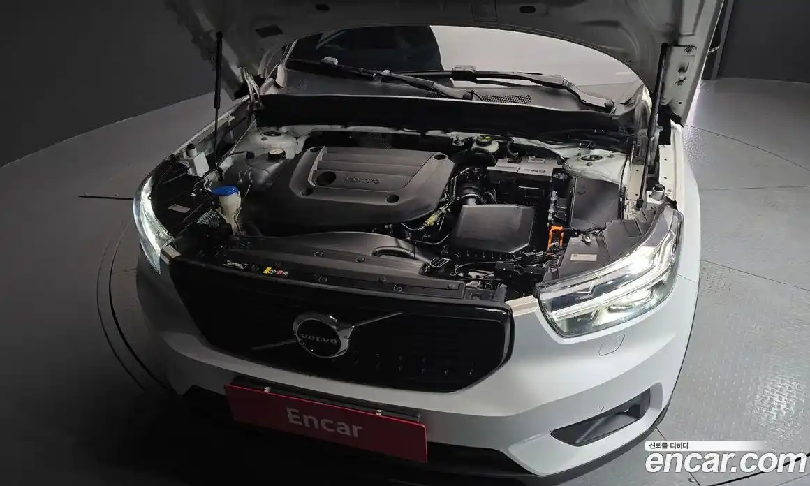 Volvo XC40 2021 2.0 гидро в Москве № 1195950, фото 6