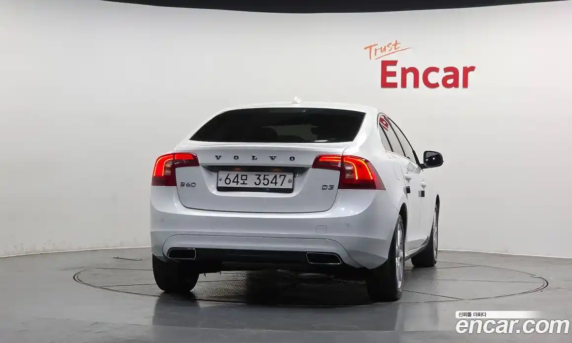 Volvo S60 2017 2.0 гидро в Москве № 1195955, фото 4