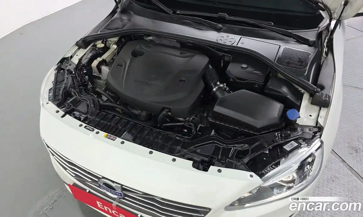 Volvo S60 2017 2.0 гидро в Москве № 1195955, фото 6