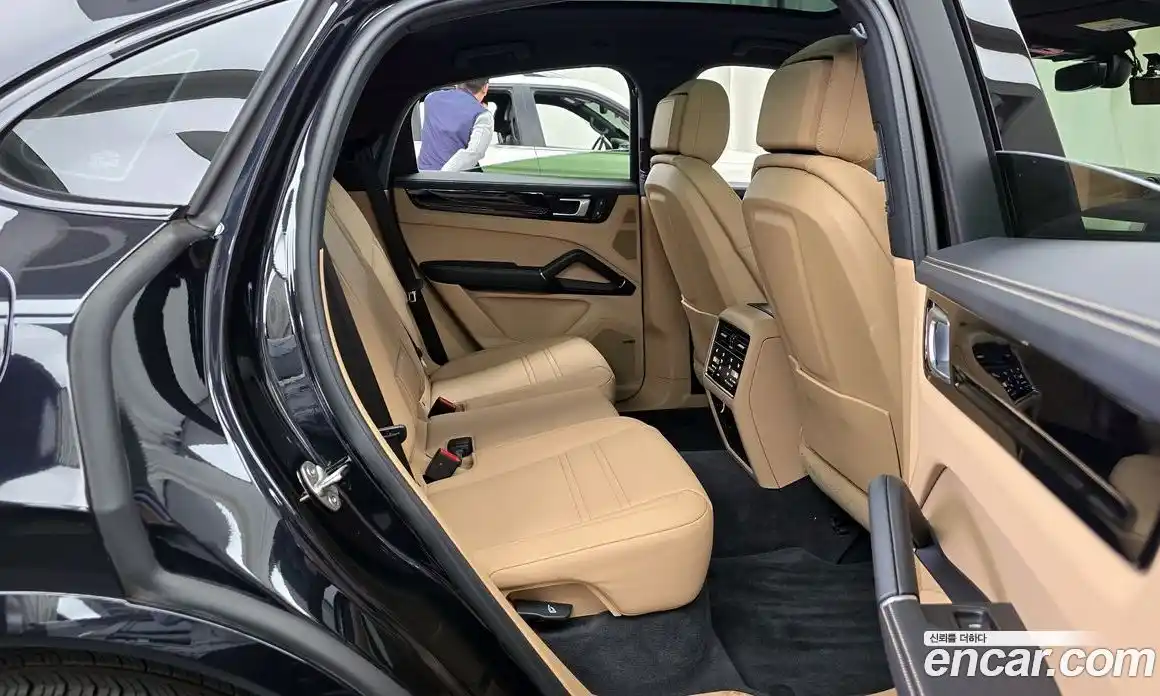 Porsche Cayenne 2022 3.0 гидро в Москве № 1196119, фото 12