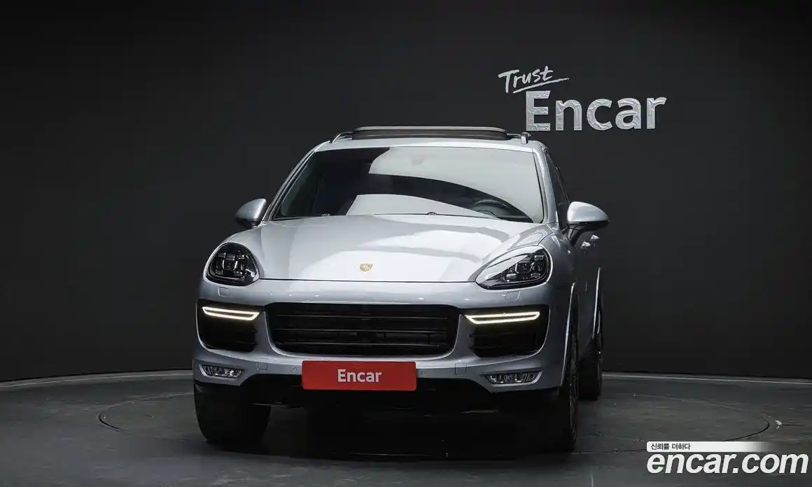 Porsche Cayenne 2017 3.6 гидро в Москве № 1196240, фото 3