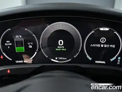 Porsche Taycan 2024 0.2 гидро в Москве № 1196385, миниатюра 8