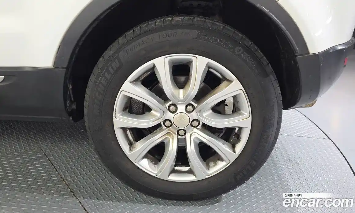 Land Rover Range-Rover Evoque 2014 2.2 гидро в Москве № 1196626, фото 4