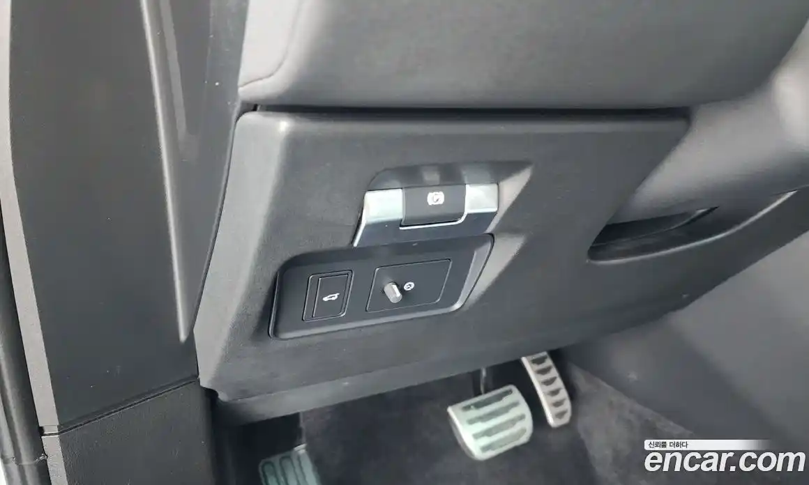 Land Rover Range-Rover Evoque 2019 2.0 гидро в Москве № 1196658, фото 14