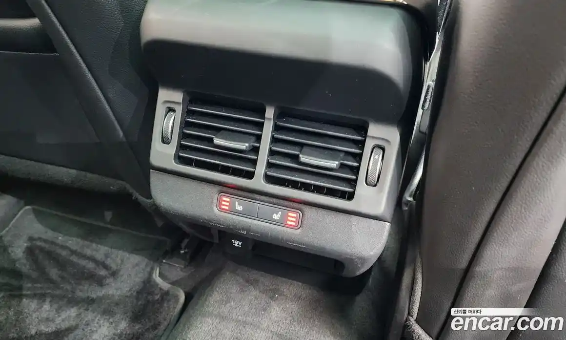 Land Rover Range-Rover Evoque 2019 2.0 гидро в Москве № 1196658, фото 18