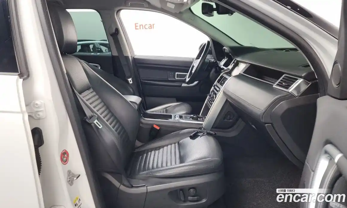 Land Rover Discovery Sport 2019 2.0 гидро в Москве № 1196685, фото 11
