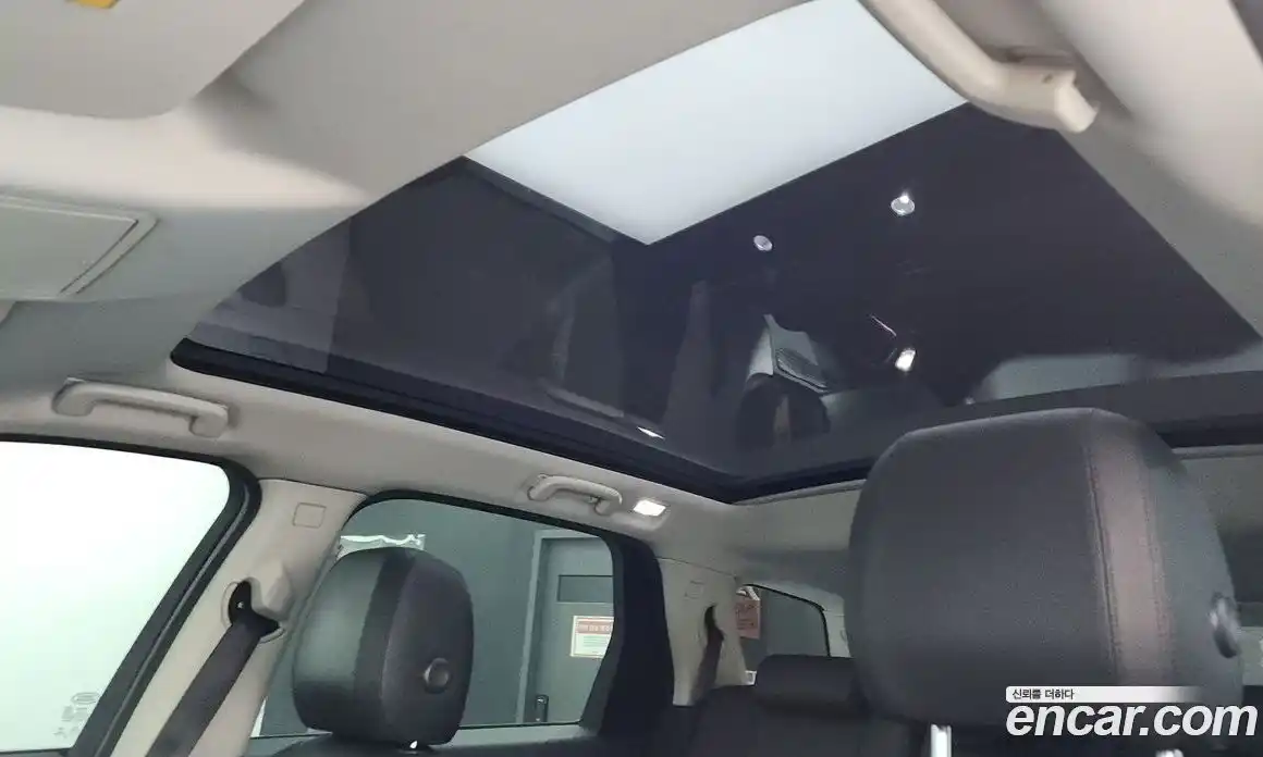 Land Rover Discovery Sport 2019 2.0 гидро в Москве № 1196685, фото 19