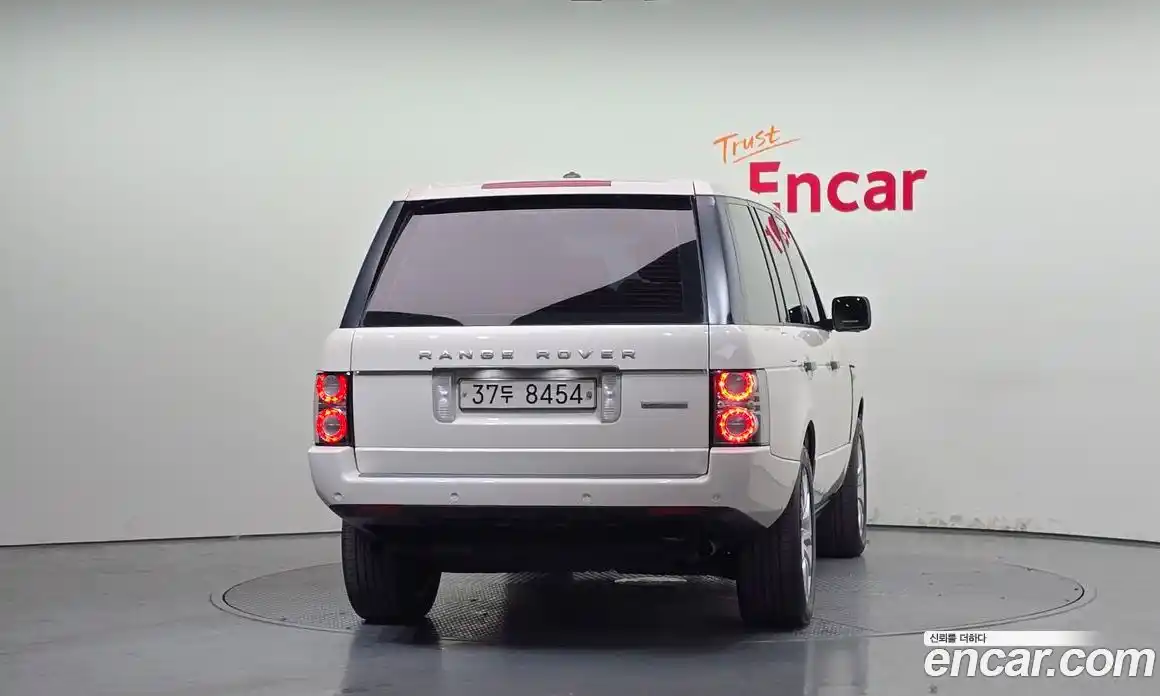 Land Rover Range-Rover 2009 5.0 гидро в Москве № 1196783, фото 4