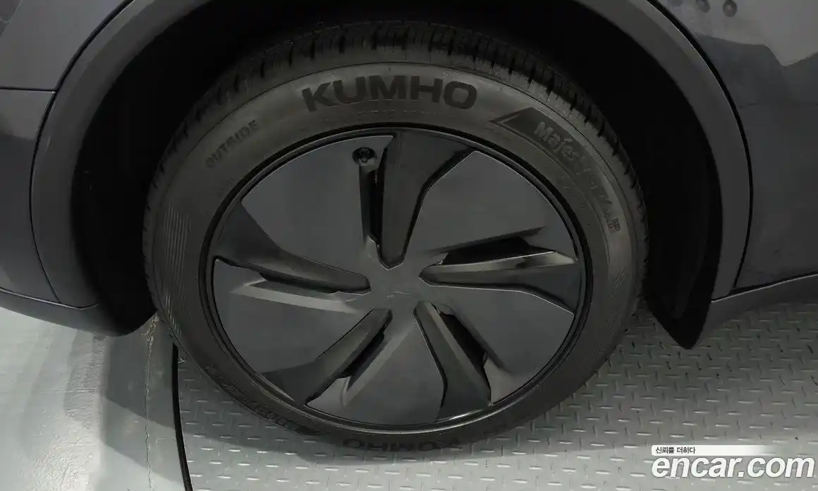 Tesla Model Y 2025 0.2 гидро в Москве № 1197440, фото 5