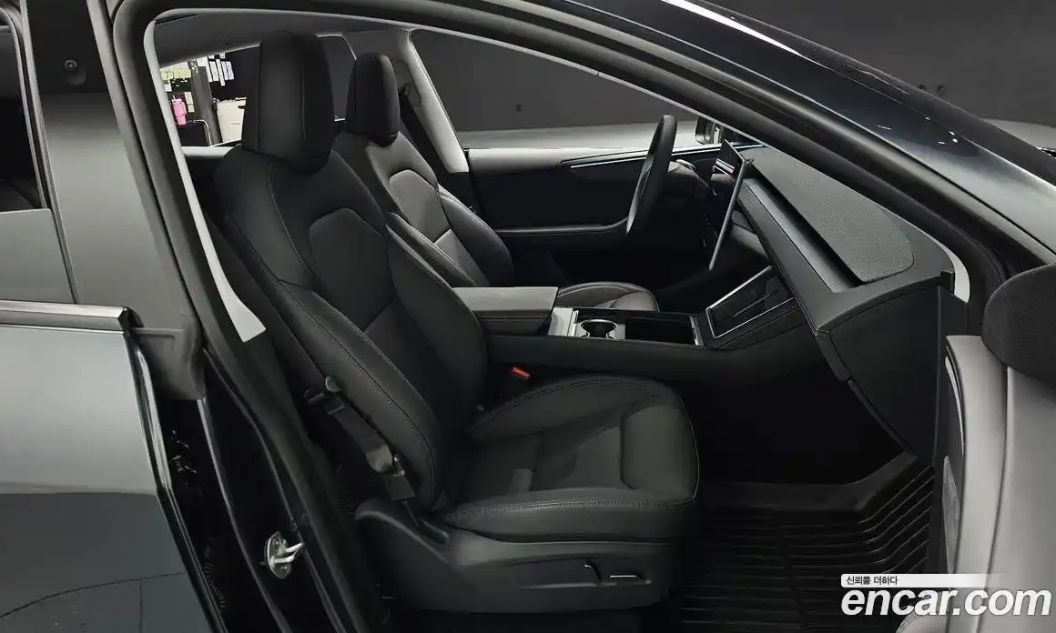 Tesla Model Y 2025 0.2 гидро в Москве № 1197440, фото 10