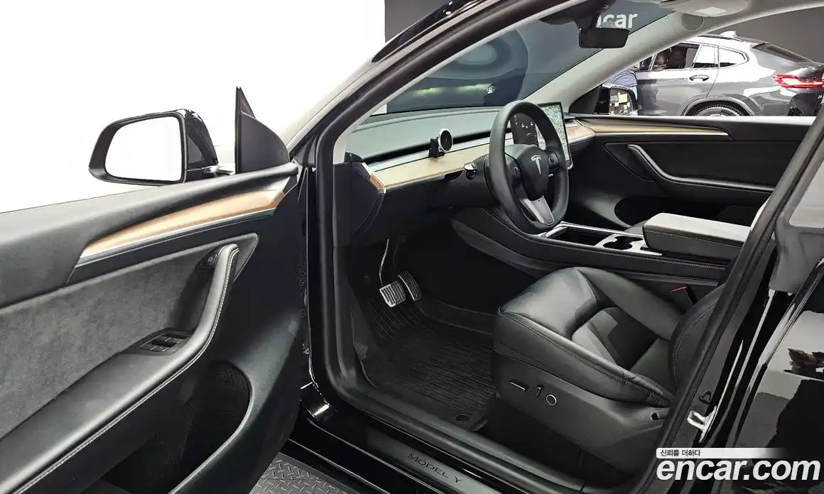 Tesla Model Y 2024 0.2 гидро в Москве № 1197466, фото 11