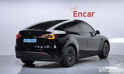 Tesla Model Y 2024 0.2 гидро в Москве № 1197466, миниатюра 2