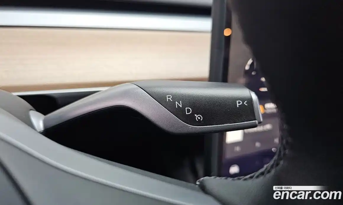 Tesla Model Y 2024 0.2 гидро в Москве № 1197466, фото 9