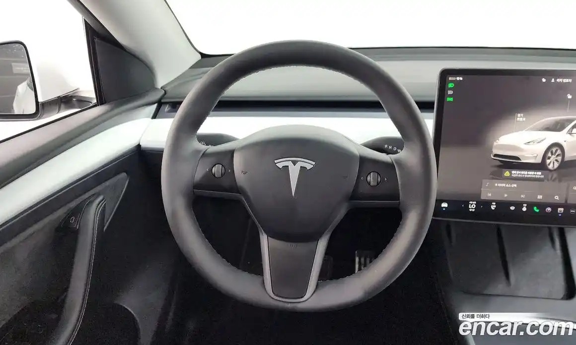 Tesla Model Y 2023 0.2 гидро в Москве № 1197518, фото 13