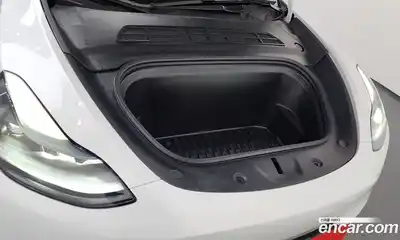 Tesla Model Y 2023 0.2 гидро в Москве № 1197518, миниатюра 6