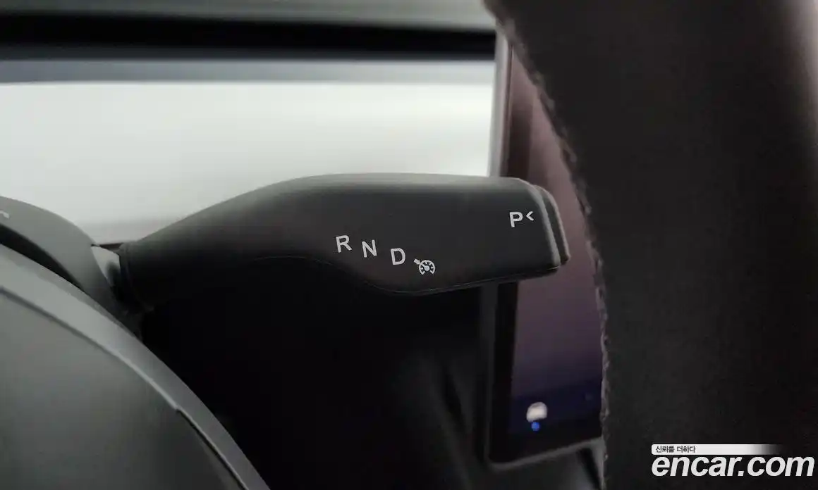 Tesla Model Y 2023 0.2 гидро в Москве № 1197518, фото 9