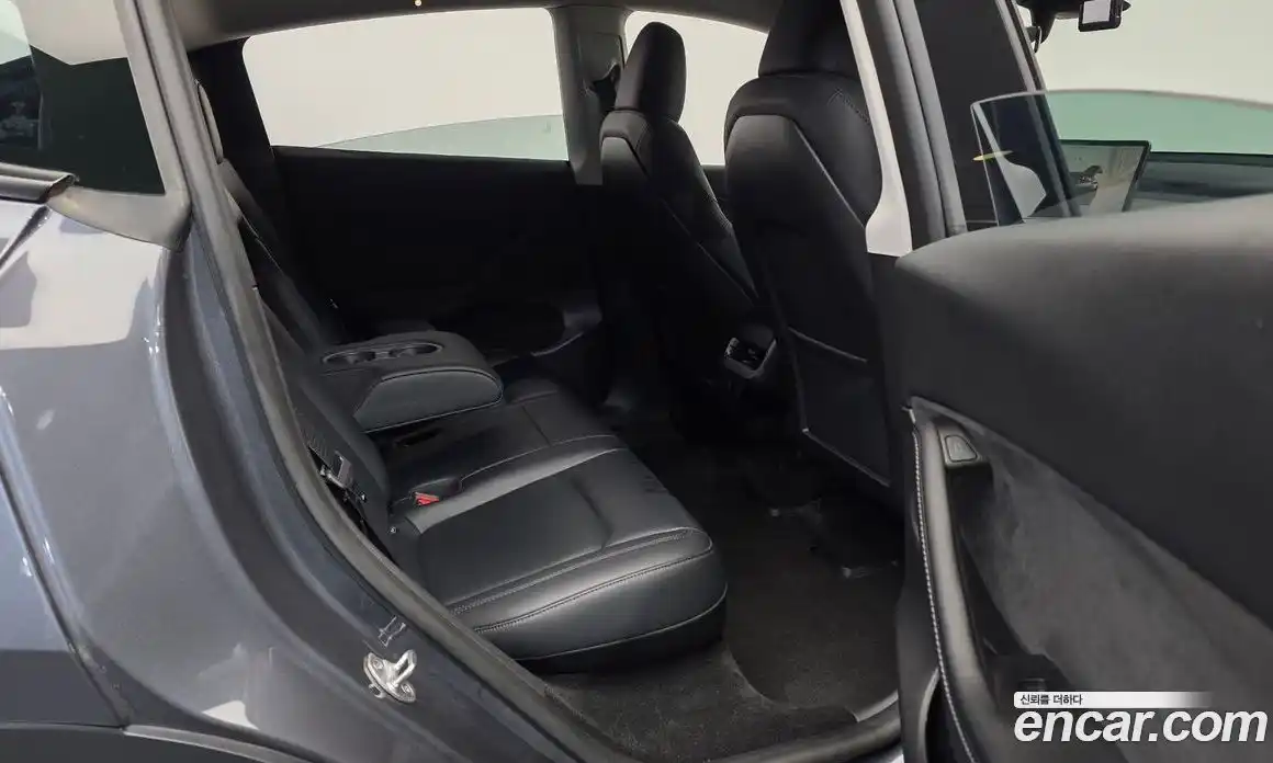 Tesla Model Y 2023 0.2 гидро в Москве № 1197525, фото 12