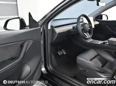 Tesla Model Y 2021 гидро в Москве № 1197630, миниатюра 11