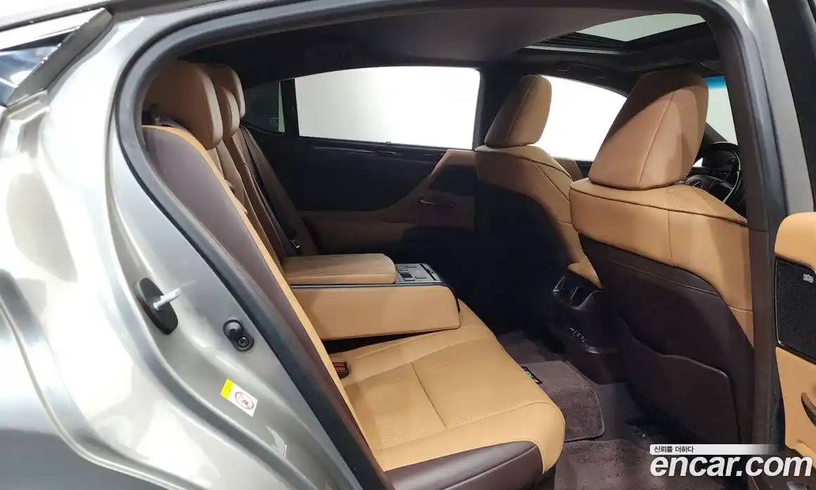 Lexus ES 2019 2.5 гидро в Москве № 1197679, фото 12