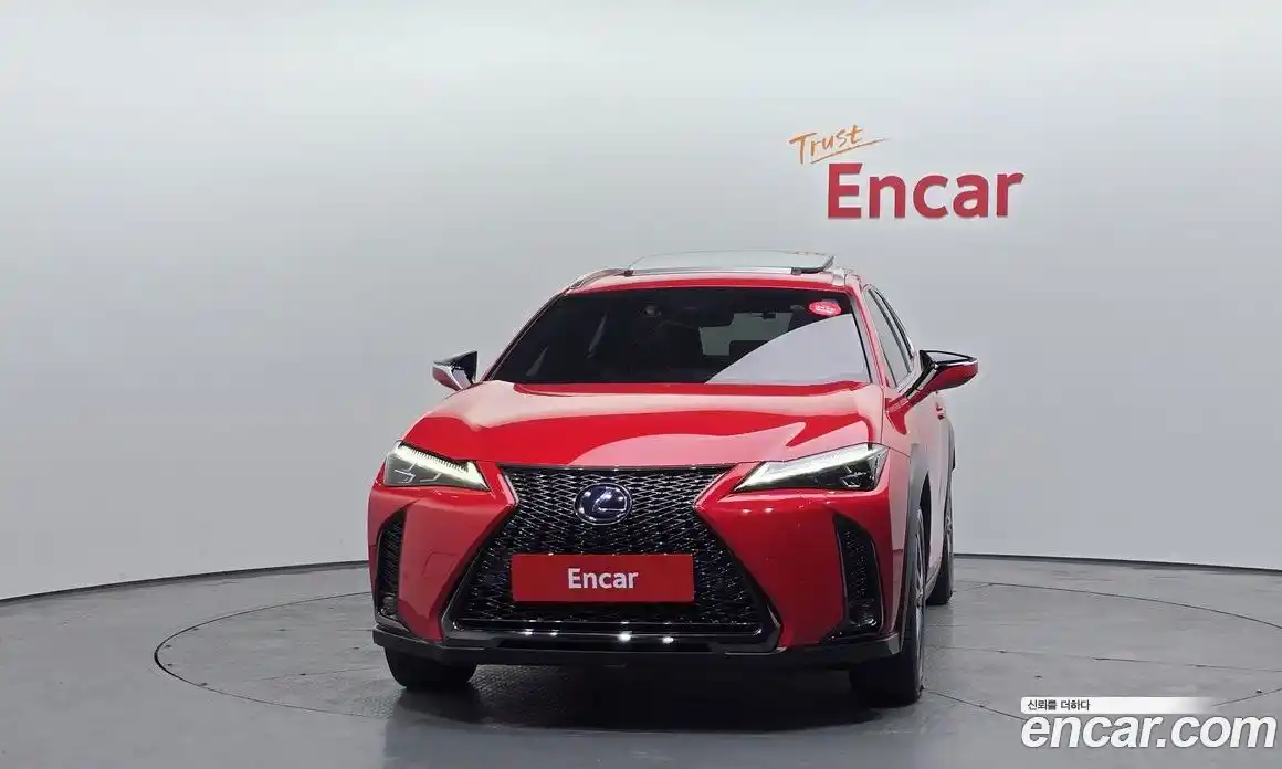 Lexus UX 2020 2.0 гидро в Москве № 1197700, фото 3