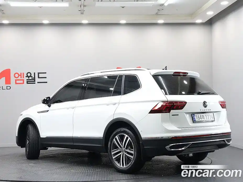 Volkswagen Tiguan 2023 2.0 гидро в Москве № 1197834, фото 4