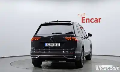 Volkswagen Tiguan 2021 2.0 гидро в Москве № 1197858, миниатюра 3